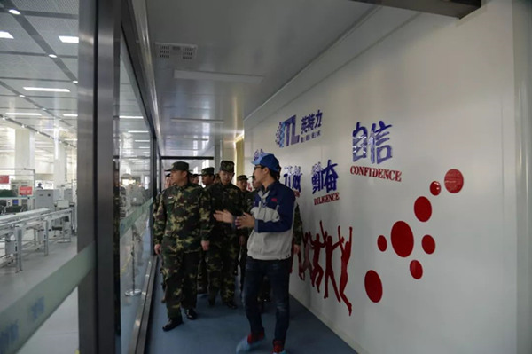 學(xué)員廠(chǎng)區(qū)參觀(guān)